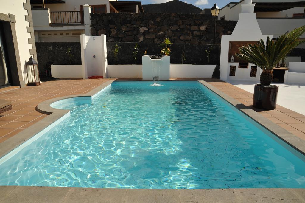 Calero Playa Blanca (Lanzarote)